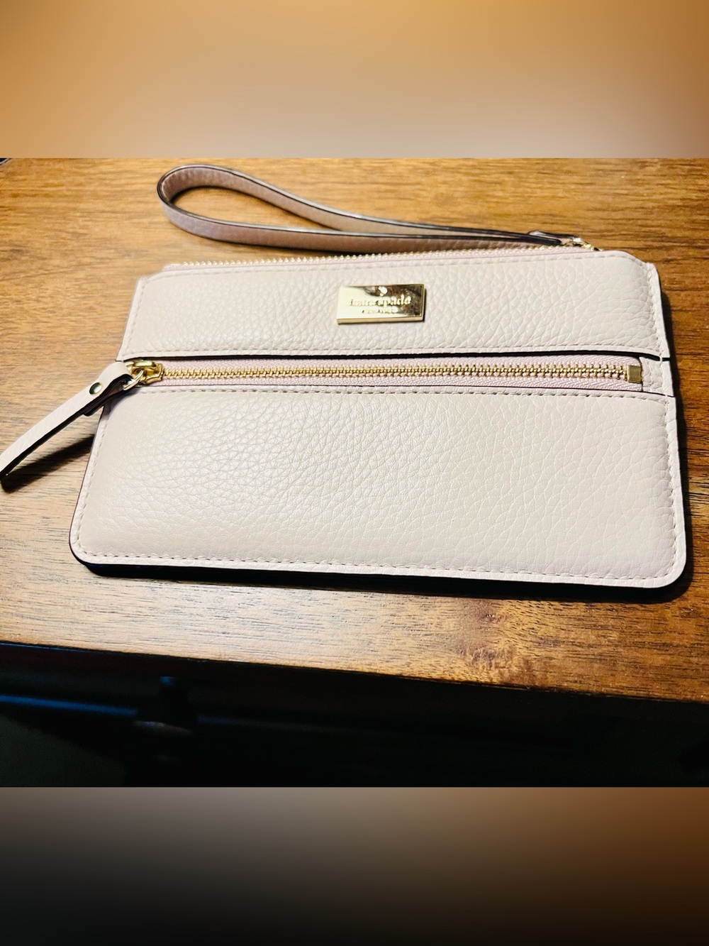 kate spade tan Leather Wristlet with Gold Hardware 6.5x4